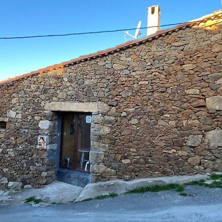 Atardecer En Gredos 2 Villa San Bartolome de Tormes ภายนอก รูปภาพ