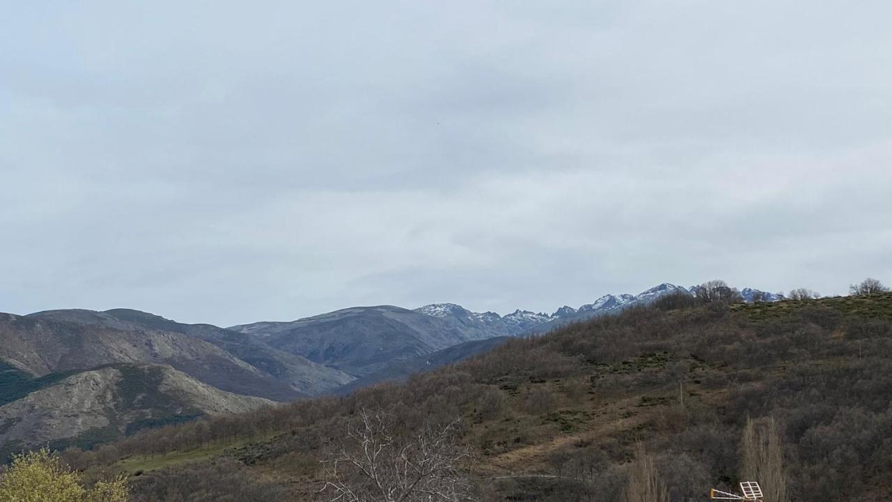 Atardecer En Gredos 2 Villa San Bartolome de Tormes ภายนอก รูปภาพ